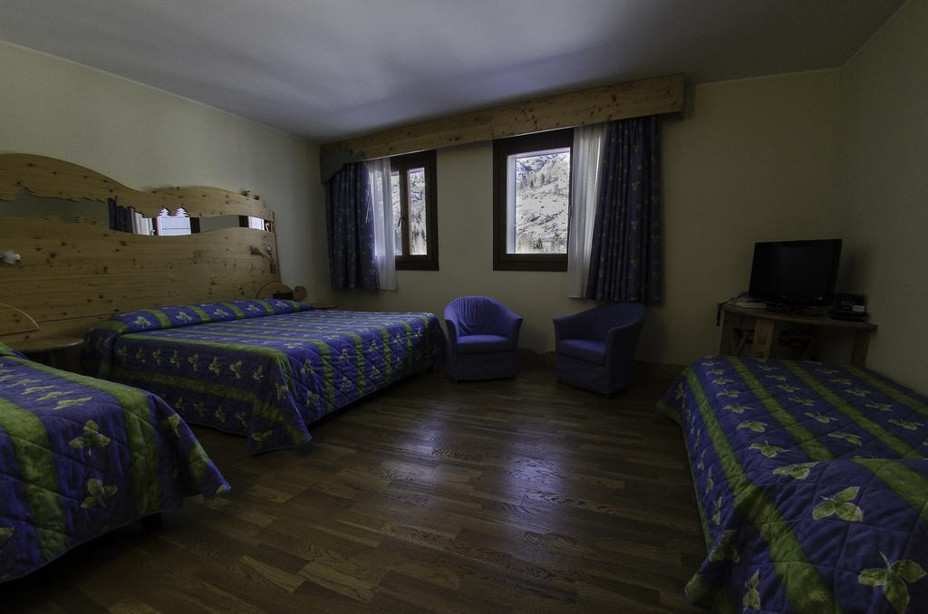 Hotel Rive - Complesso Turistico Campo Smith Бардонеккія Екстер'єр фото