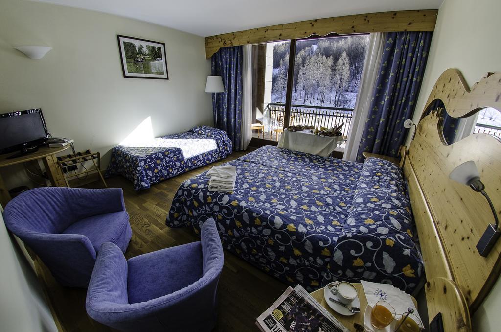 Hotel Rive - Complesso Turistico Campo Smith Бардонеккія Екстер'єр фото